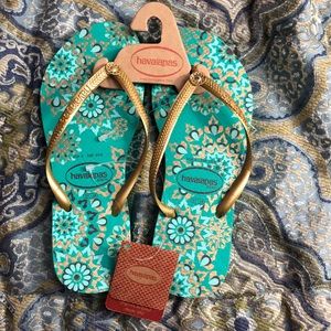 Havaianas flip flops